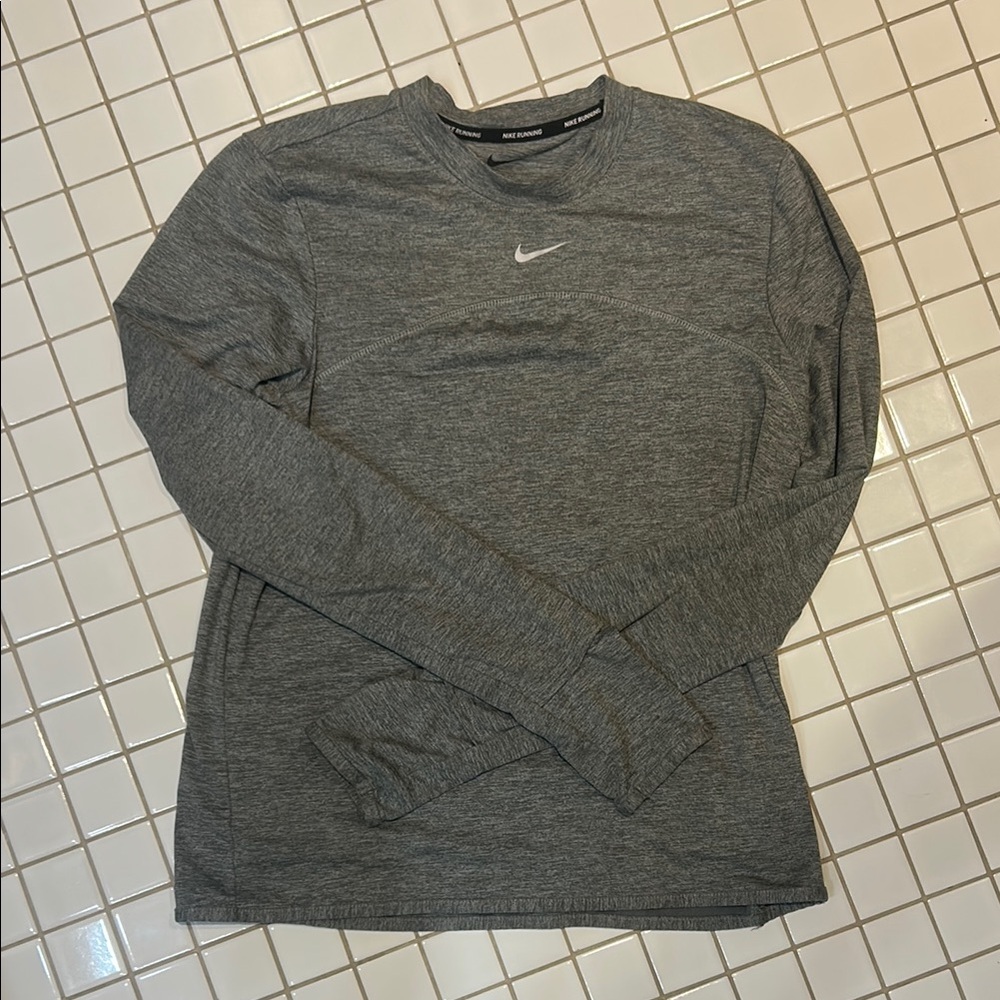 Nike Women’s Dri-Fit Element Long Sleeve (Gray, Size S) SAVING $35